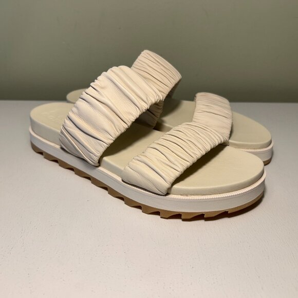 Sorel Women's Roaming™ Two Strap Slide Flat Sandal - Picture 8 of 15